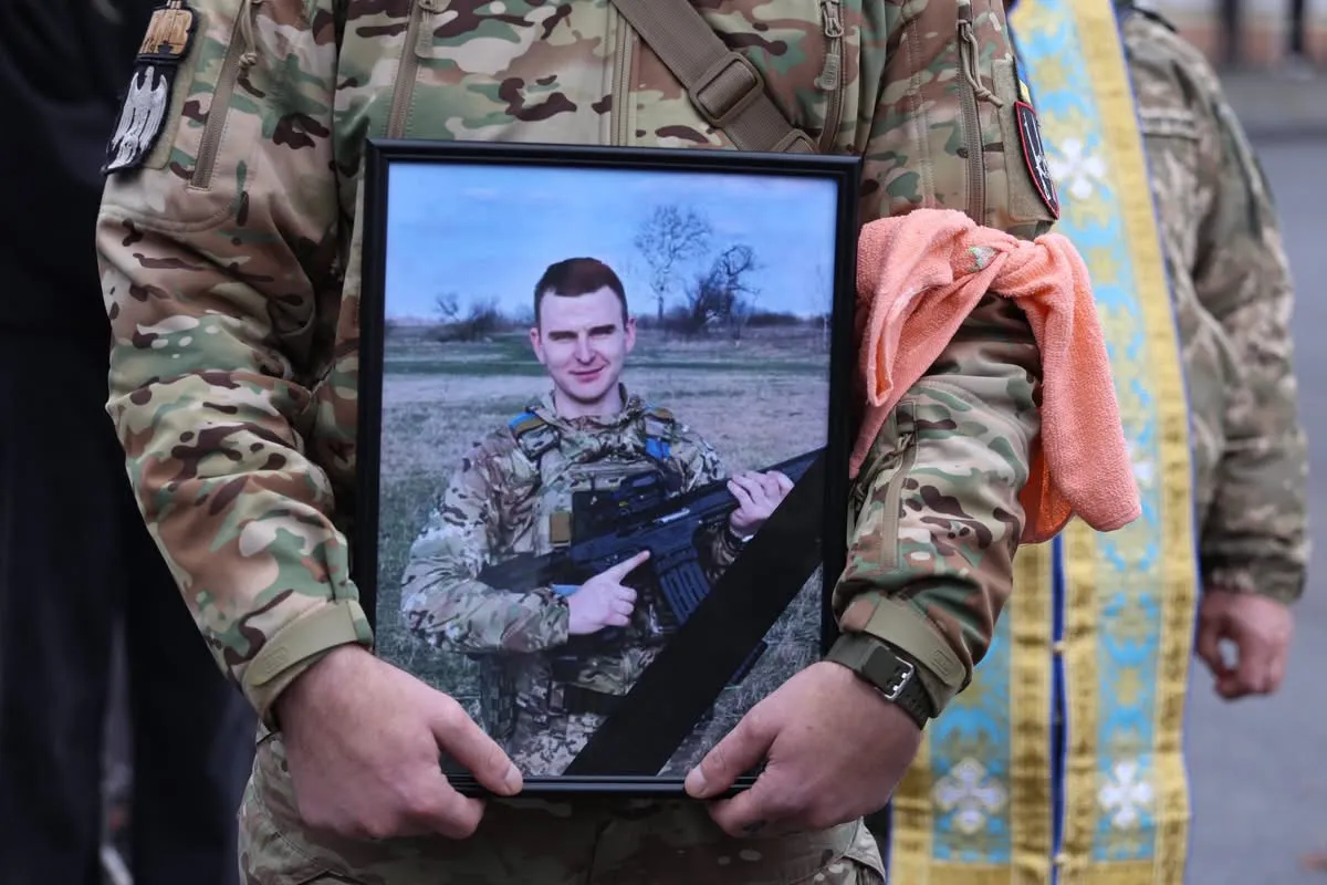 Умань прощалася з Героєм: останній шлях солдата Костянтина Цапка