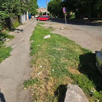 В Умані пропонують право оренди ділянки для облаштування паркінгу на вул. Туристів