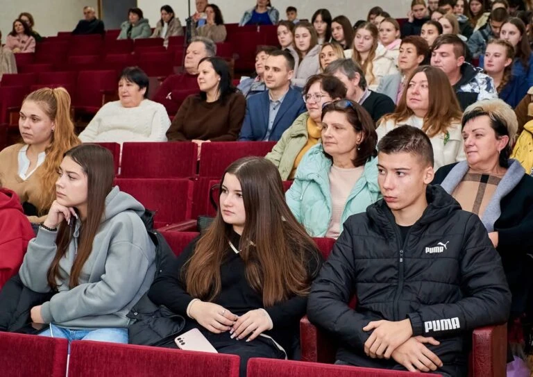 УДПУ презентував книгу про Трипільську культуру Владислава Чабанюка