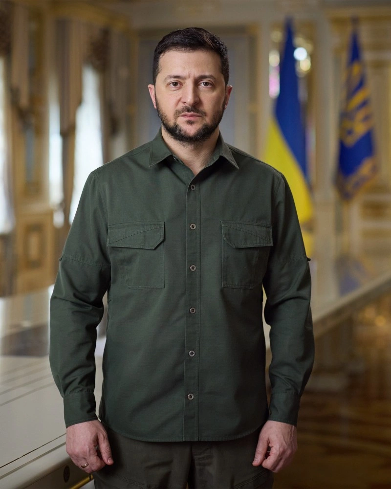 Зеленський обговорив з американською делегацією умови завершення війни та зібрав фракцію для консультацій