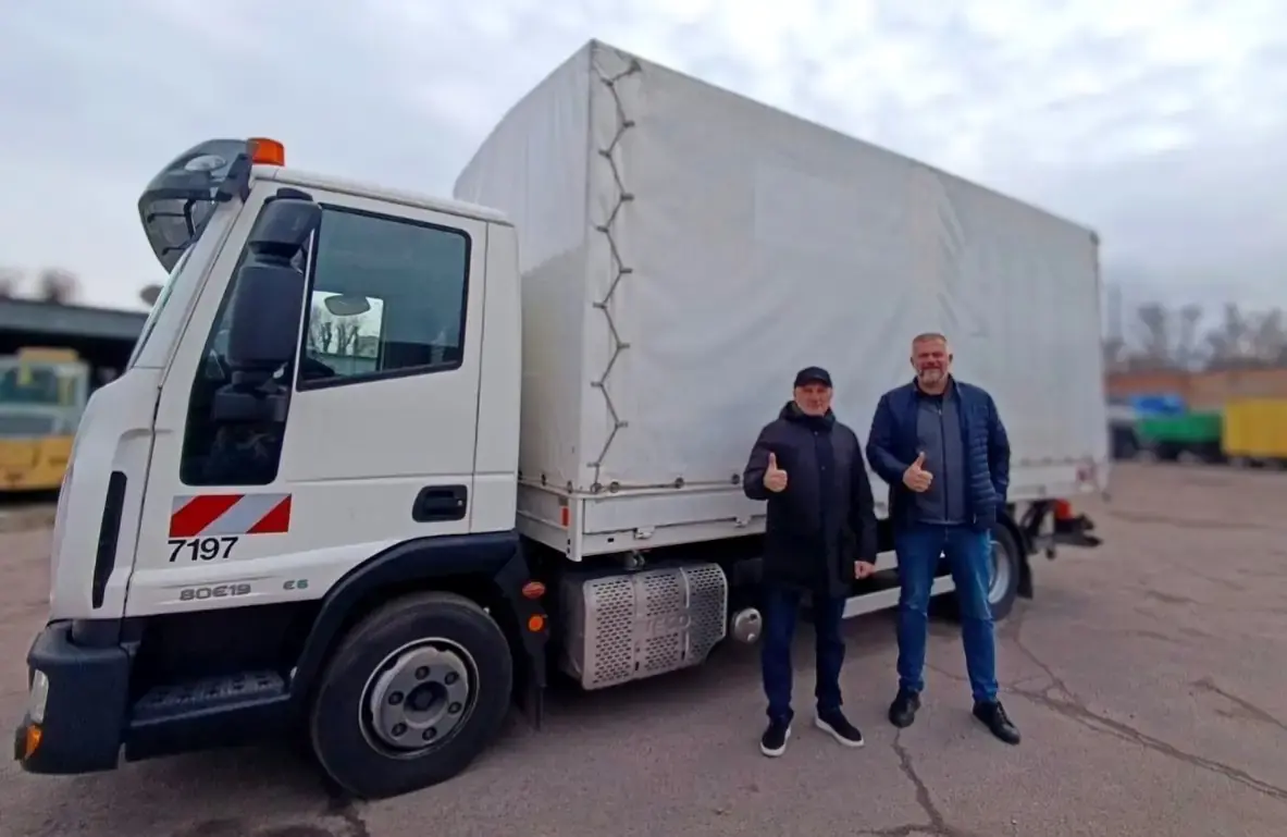 Черкаси отримали сучасний спецавтомобіль для водоканалу від німецького побратима