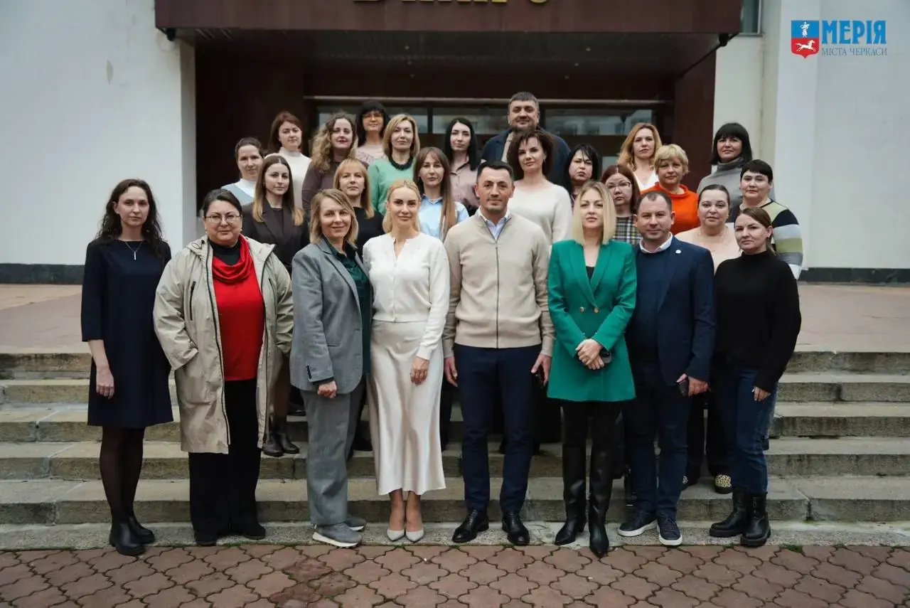 У Черкасах навчали чиновників і депутатів ефективно працювати з ВПО