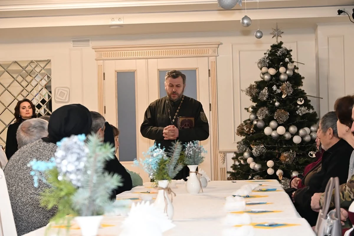 У Монастирищі відбулося різдвяне чаювання для родин загиблих Героїв України