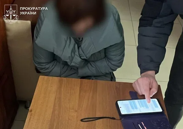 Сесія під тиском: в Умані на хабарі затримали посадовицю університету