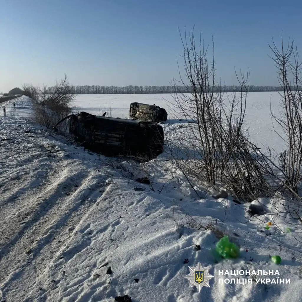 Не надав переваги в русі: на Уманщині зіткнення двох іномарок закінчилося госпіталізацією