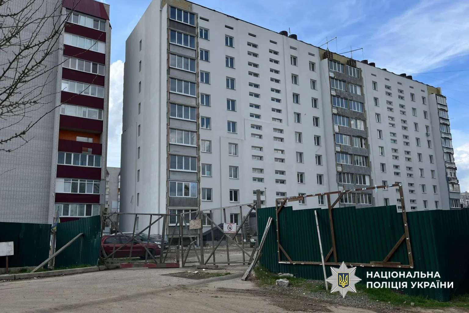 Розкрадання на трагедії: під час відновлення обстріляної багатоповерхівки в Умані викрили махінації на мільйони