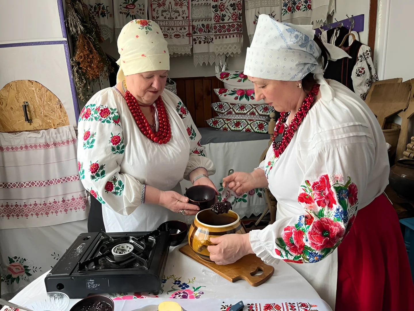 Кулінарний феномен Черкащини: як десерт із дикої бузини став національним надбанням