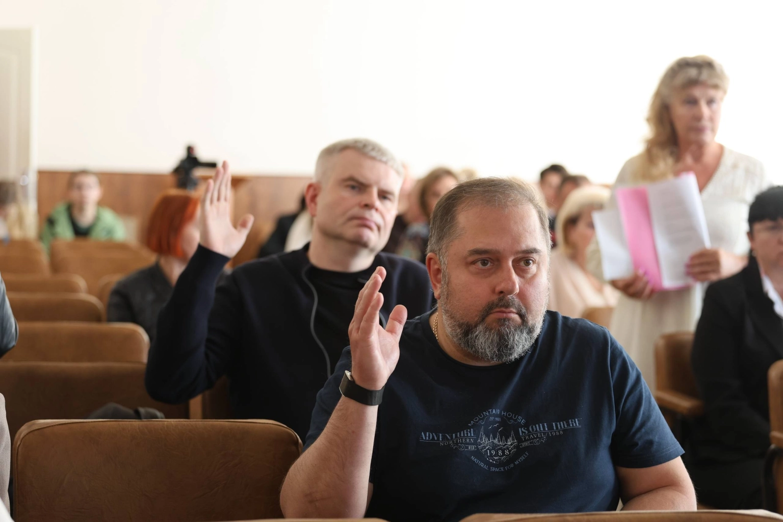 Політичний тиск та робота громади: підсумки позачергової сесії в Умані