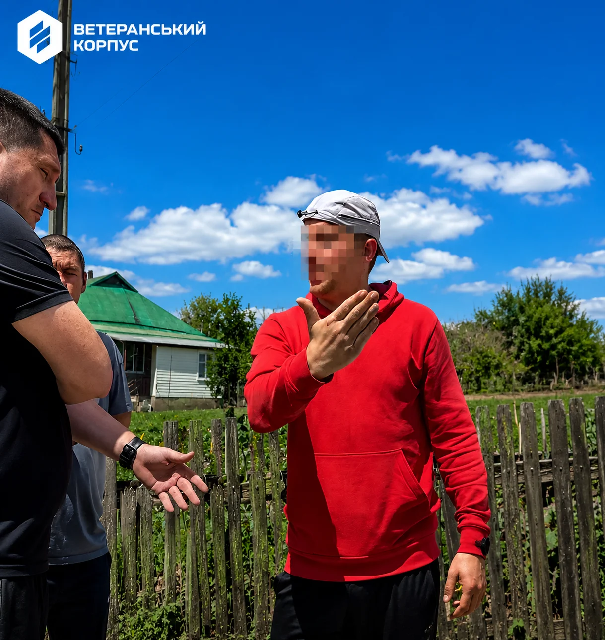 Після нападу на пораненого ветерана двох чоловіків відправили до війська