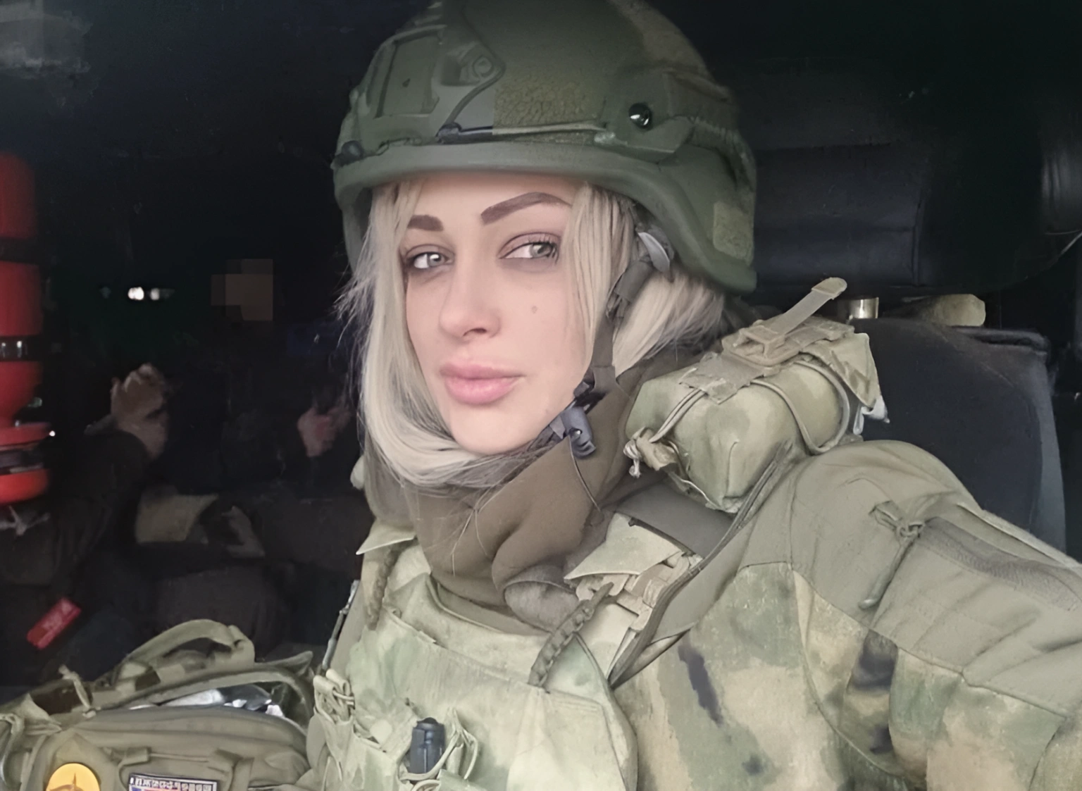 Російську блогерку заочно засудили за фінансування ворожих атак